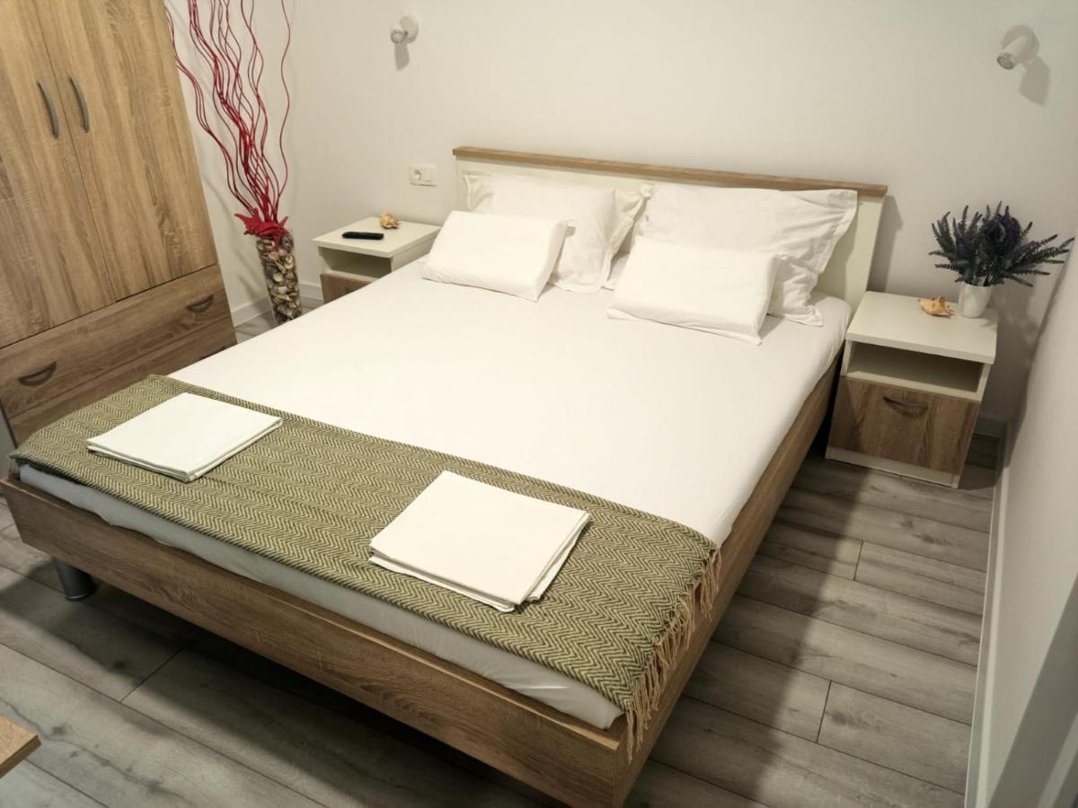 Apartman Lux Makarska Zewnętrze zdjęcie