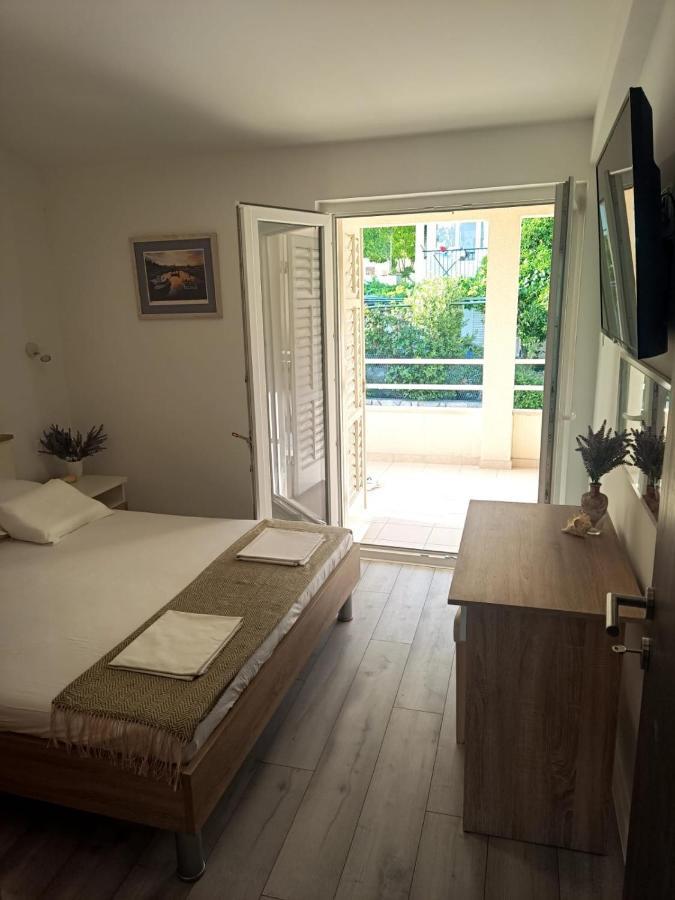 Apartman Lux Makarska Zewnętrze zdjęcie