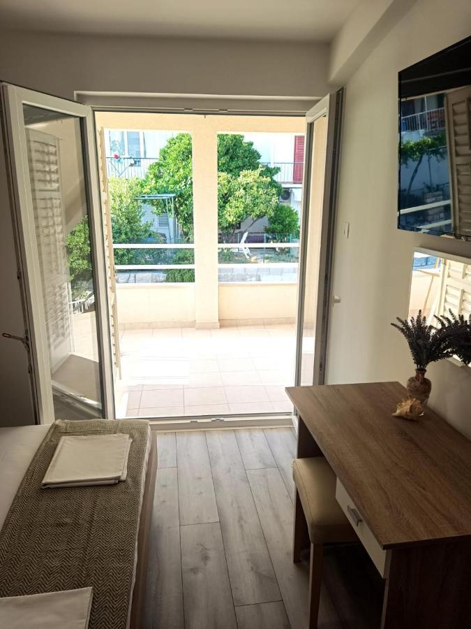 Apartman Lux Makarska Zewnętrze zdjęcie