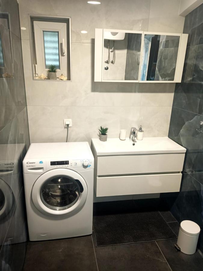 Apartman Lux Makarska Zewnętrze zdjęcie