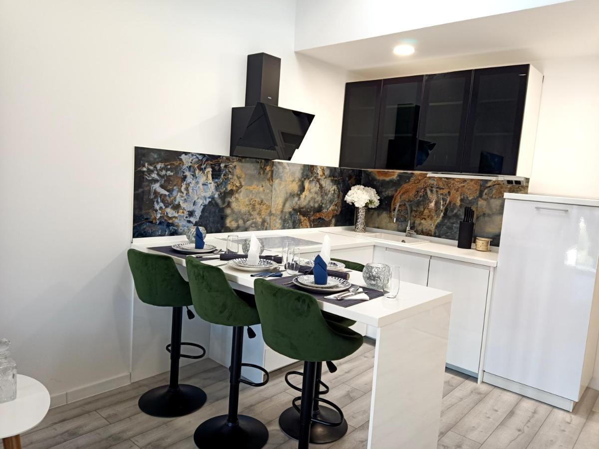 Apartman Lux Makarska Zewnętrze zdjęcie
