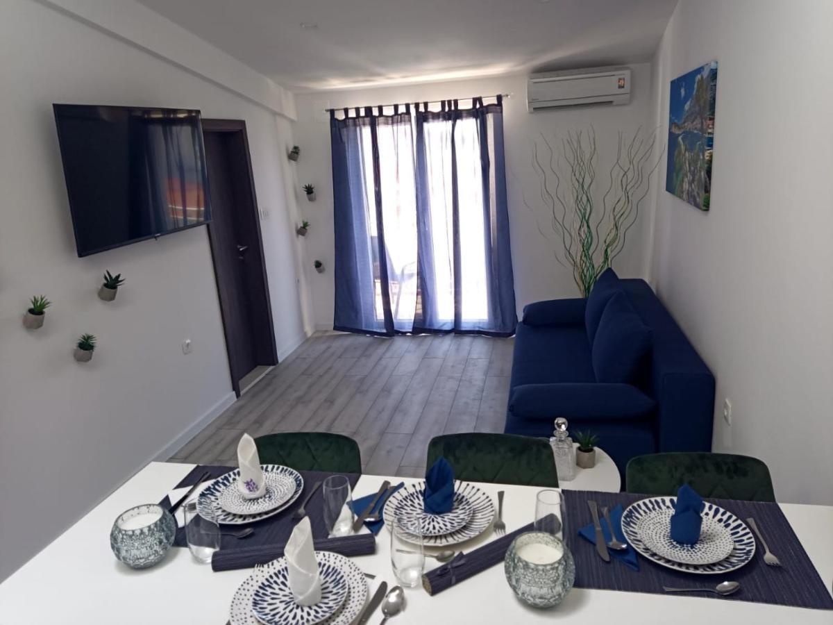 Apartman Lux Makarska Zewnętrze zdjęcie