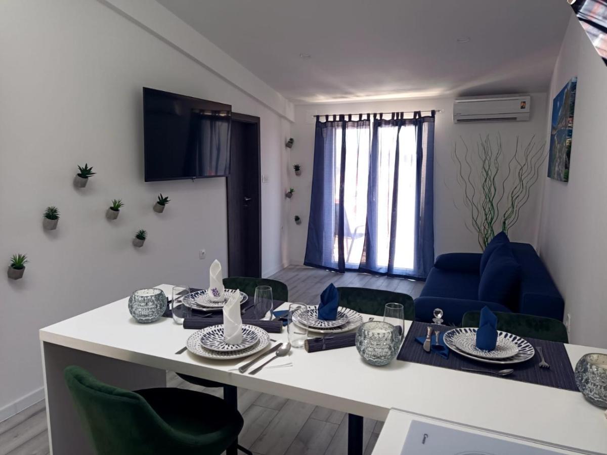 Apartman Lux Makarska Zewnętrze zdjęcie