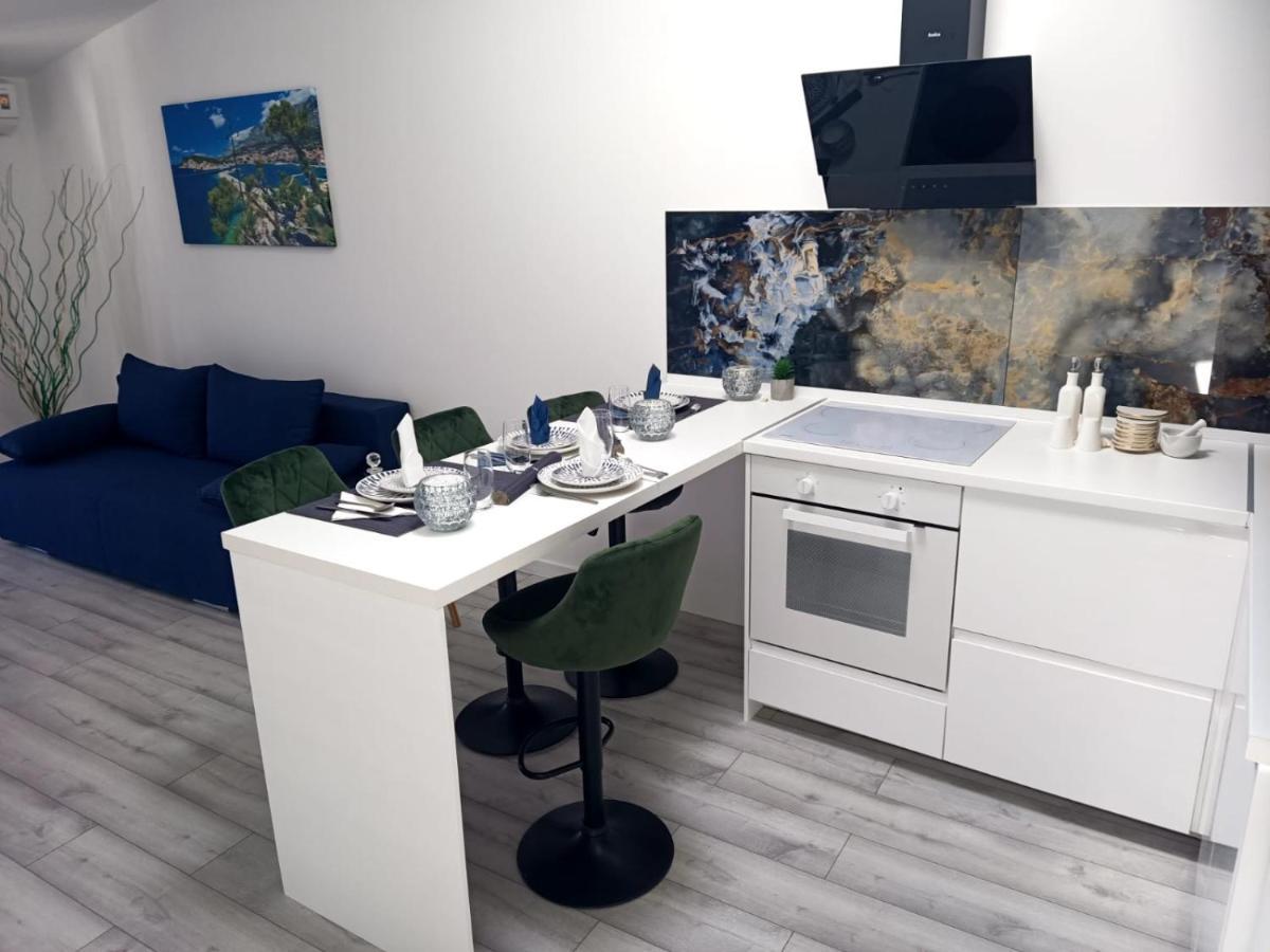 Apartman Lux Makarska Zewnętrze zdjęcie