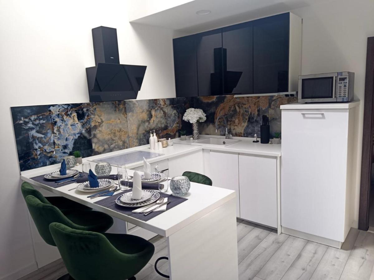 Apartman Lux Makarska Zewnętrze zdjęcie