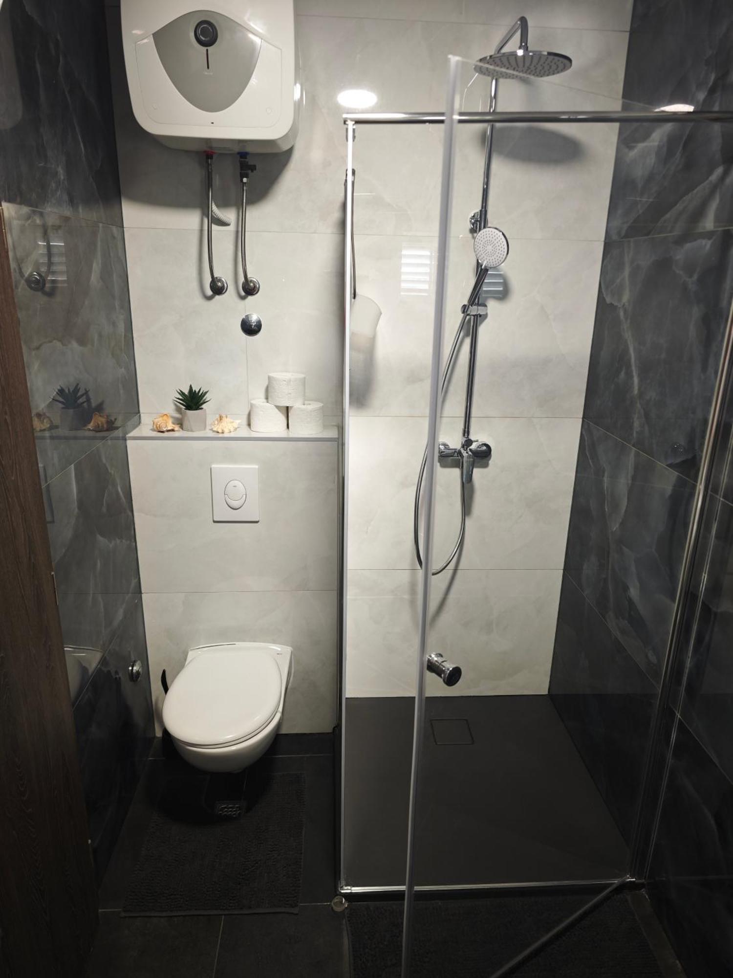 Apartman Lux Makarska Zewnętrze zdjęcie